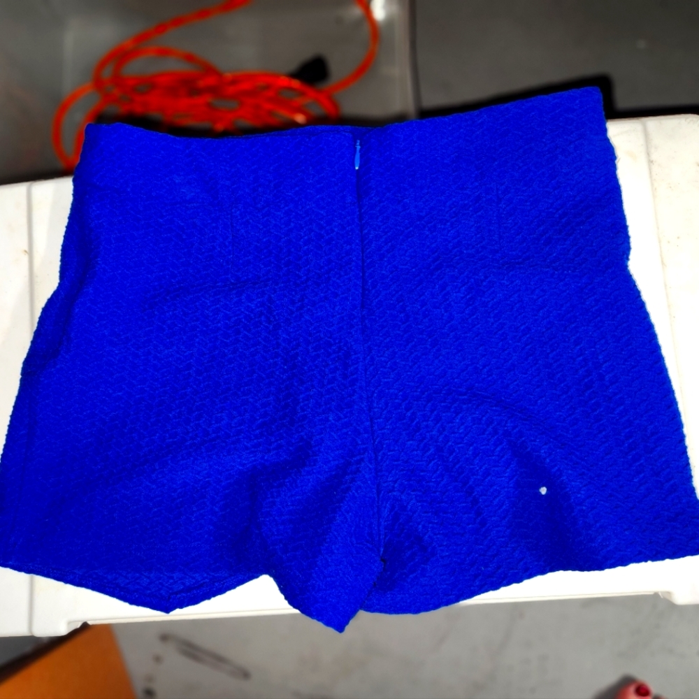 Arden B Skort size medium royal blue